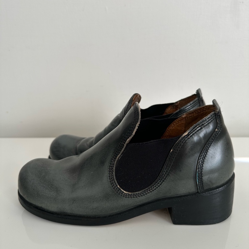 John Fluevog Polish Made Low Cut Chelsea Boots Women’s Size 4 UK / US 6,5 Grey - Picture 5 of 16